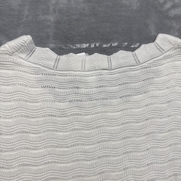 Chico’s Women’s Size 1 (Medium) Cream Textured Pullover Sweater – 3/4 Bell Sleev - Picture 11 of 11